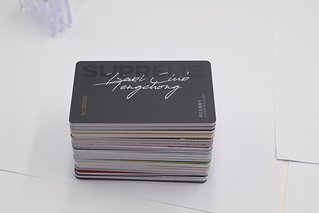 【pp电子游戏】滴胶卡名目多??供主顾多样选择