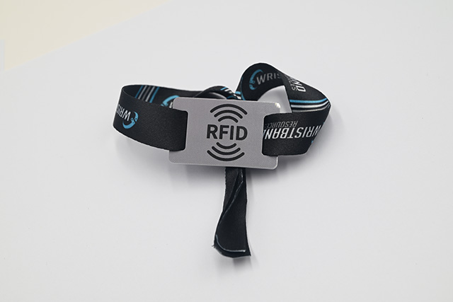 感应式PVC卡常用的芯片有哪几种呢？？？？？