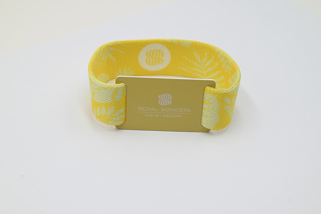 条码卡和磁条卡的功效以及它们有什么区别？？？？？？