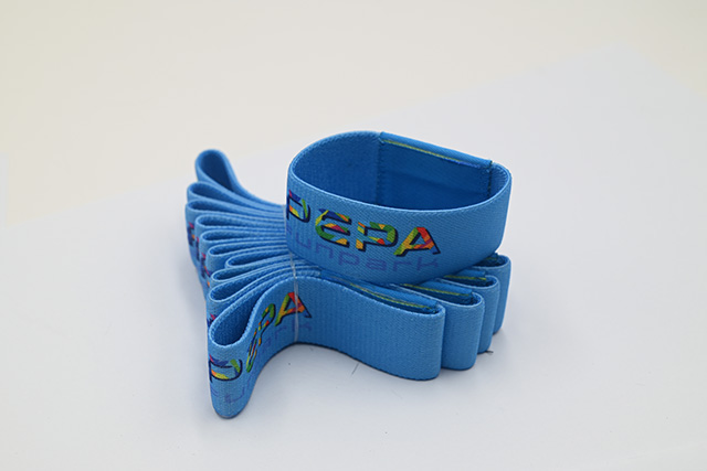 校园卡效劳是一项亲民工程，，，，，对住民来说很是利便实惠