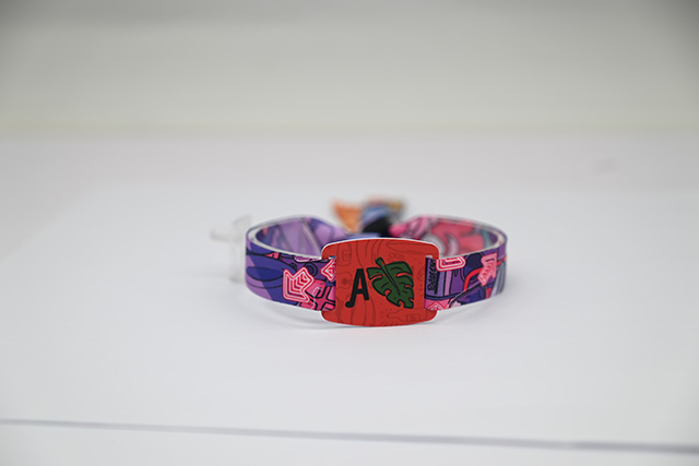 淮北哪有出钥匙扣卡的，，，，，，，，质量好欠好？？？？？？？